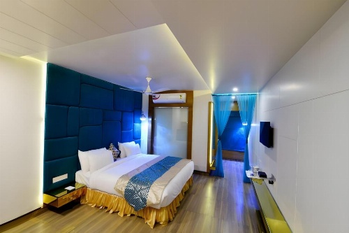 Hotel MK Vivanta image 17